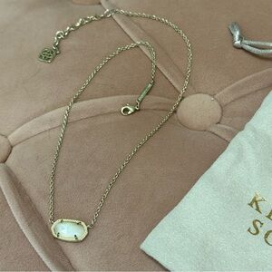 Kendra Scott Elissa necklace in gold and white stone